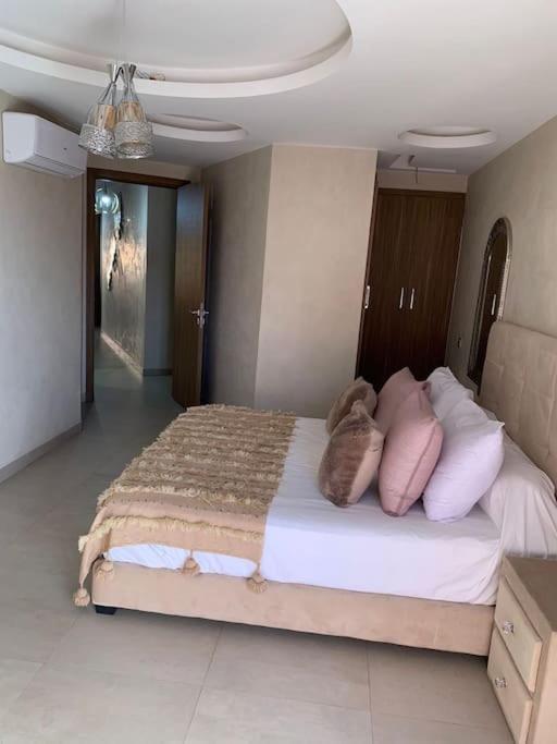 Appartement Neuf Climatise, Centre Marrakech. Marrakesh Buitenkant foto